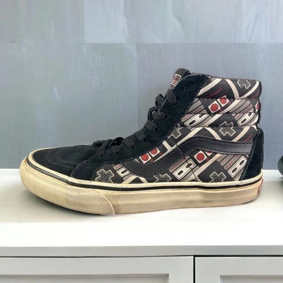 NES Nintendo Controller Vans‎ Shoes High Top Exclusive 721277 Mens 5.5 Womens 7 - Picture 2 of 14